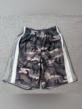 Starter Boys L Reversible Gray Camo Mesh Polyester Shorts Elastic Waist 7"